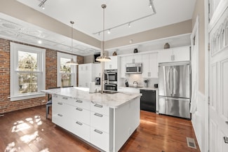 269 S 17th St, Columbus, OH 43205