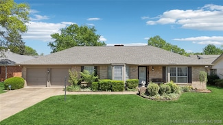4735 S Irvington Place, Tulsa, OK 74135