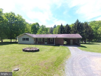 522 Dover Hollow Rd, Moorefield, WV 26836