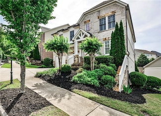 11760 Stratham Dr, Alpharetta, GA 30009