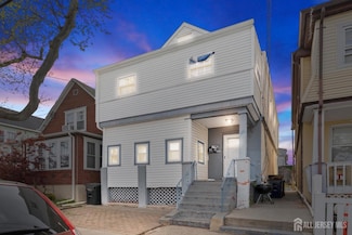 423 Augustine Place Unit 2, Perth Amboy, NJ 08861