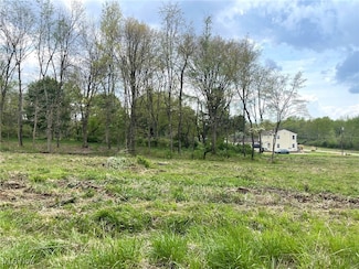 21 Forest Ave SE, Massillon, OH 44646