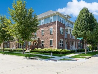 2165 Willenbrock Cir, Iowa City, IA 52245