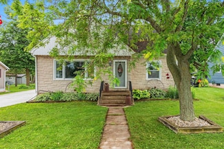 533 Madison St, Reedsville, WI 54230
