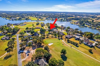 734 Kiowa Dr W, Gainesville, TX 76240