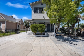927 Orange St Unit 5, Redlands, CA 92374