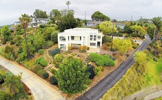 5101 E Glen Arran Ln, Orange, CA 92869