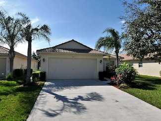 823 NW Greenwich Ct, Port Saint Lucie, FL 34983