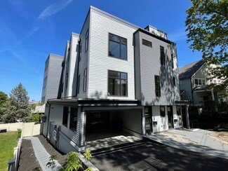 26 Colbourne Crescent Unit 1, Brookline, MA 02445