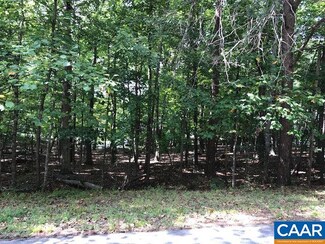 24 Ponderosa Ln, Palmyra, VA 22963