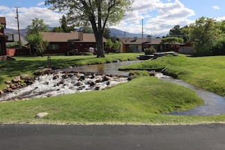 124 Desiderata Ln Unit 6, Bishop, CA 93514