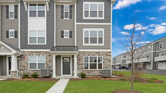 359 Bridgeview Ct, St. Charles, IL 60174