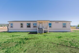 4300 Avenue E, White City, OR 97503