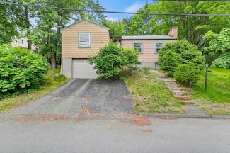 6 Middle St, Woburn, MA 01801
