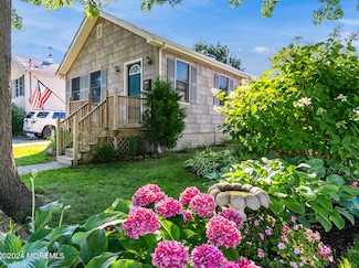 16 Meadowbrook Ave, Rumson, NJ 07760