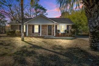 21 Clearwater Dr, Goose Creek, SC 29445