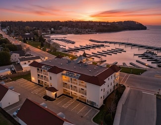 10722 N Bay Shore Dr Unit 104, Sister Bay, WI 54234