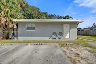 4655 Myla Ln, West Palm Beach, FL 33417