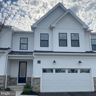 6 Meade Dr, West Windsor Township, NJ 08550