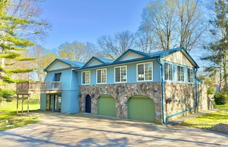 1112 Richard Rd, Kendallville, IN 46755