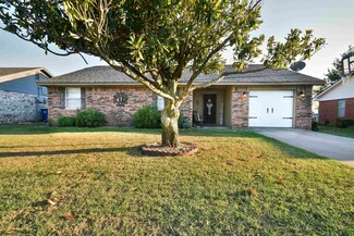 1610 W Louis Ave, Duncan, OK 73533