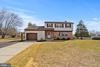 6 Yorktown Ct, Marlton, NJ 08053