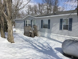 3206 Edgewater Dr, Gary, SD 57237
