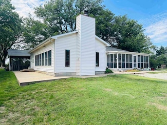 1823 Arrowhead Rd, Moundridge, KS 67107