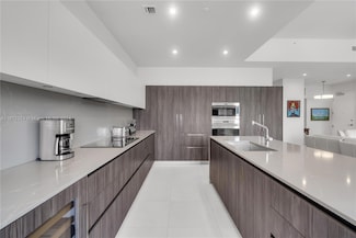 275 Giralda Ave Unit 6C, Coral Gables, FL 33134