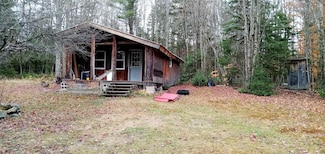 102 Albany Rd, Eden, VT 05653