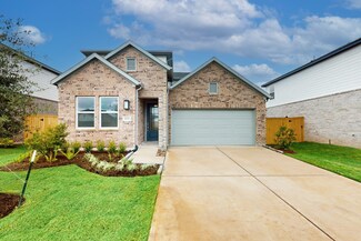1215 Sugar Dr, Tomball, TX 77375