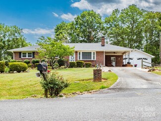 1014 Rogosin Blvd, Lowell, NC 28098