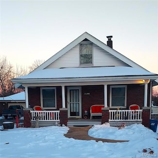 2106 Lackland Rd, Saint Louis, MO 63114