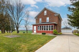 14816 Sherrill Rd, Sherrill, IA 52073