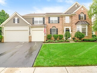 1573 Cypress Pointe Dr, Vernon Hills, IL 60061