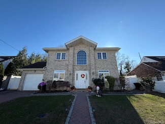 23 Arizona Ave, Syosset, NY 11791