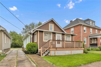 209 2nd St, Fairport Harbor, OH 44077