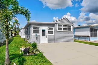 11 Fountainview Blvd, North Fort Myers, FL 33903