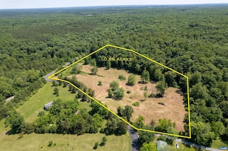 1467 Harris Creek Rd, Charlottesville, VA 22902