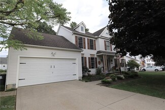 1561 Oak Branch Cir, Brunswick, OH 44212