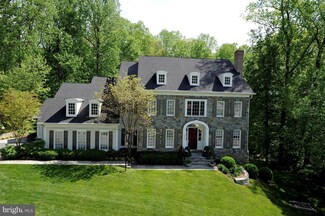 7101 Endicott Ct, Bethesda, MD 20817