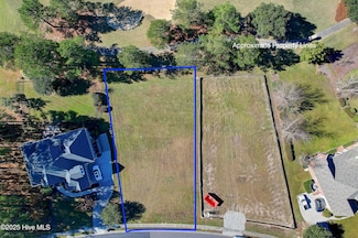 437 N Crow Creek Dr, Calabash, NC 28467