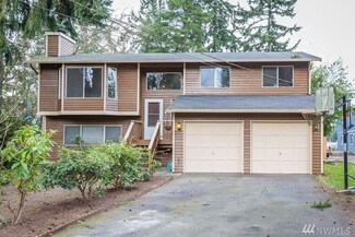 15703 Midvale Ave N, Shoreline, WA 98133