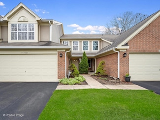 30W003 Willow Ct Unit 3, Warrenville, IL 60555