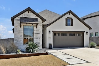378 Carpenter Hill Dr, Mustang Ridge, TX 78610