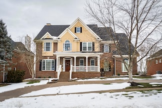 1523 Crosstimbers Dr, Louisville, KY 40245