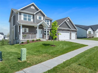 605 Woodway Ct, Wentzville, MO 63005