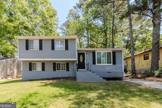 2092 Countydown Ln, Stone Mountain, GA 30088