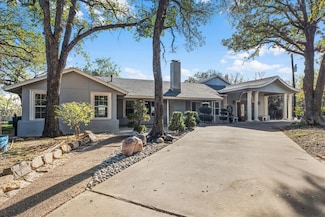 8248 Meadowbrook Dr, Fort Worth, TX 76120