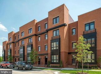 1820 Potomac Ave, Alexandria, VA 22314